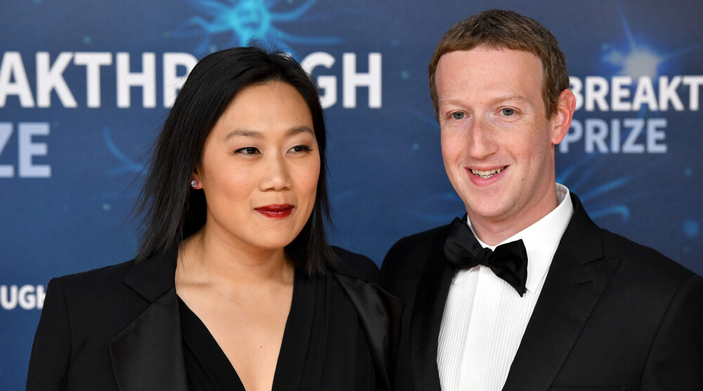 09-20-21-Zuckerberg-Chan-2048x1138-1.jpg