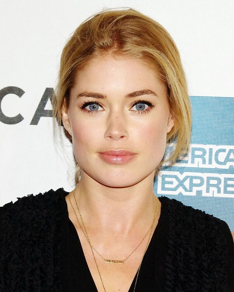 1200px-Doutzen_Kroes_2012_Shankbone_2.jpg