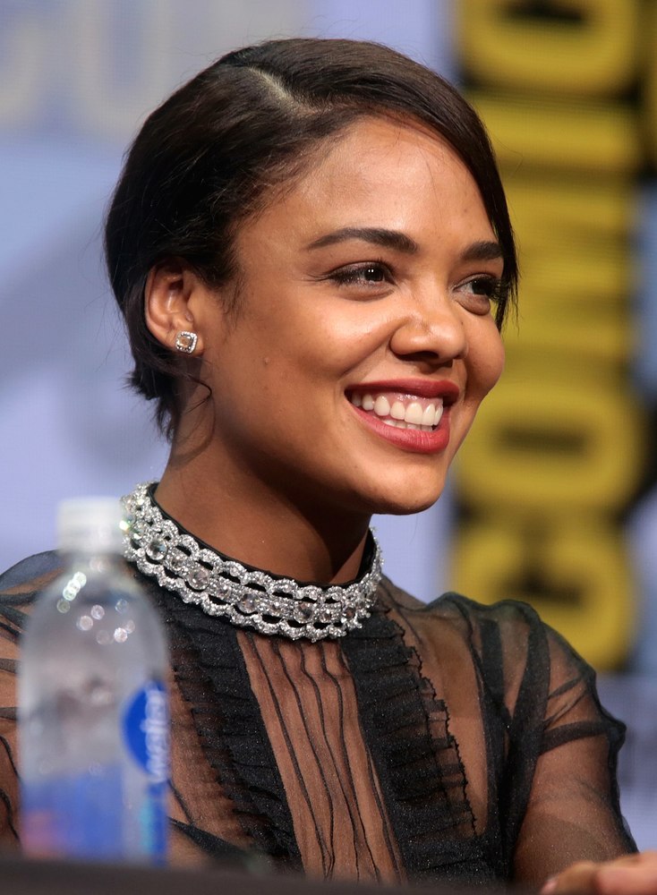 1200px-Tessa_Thompson_by_Gage_Skidmore_2.jpg