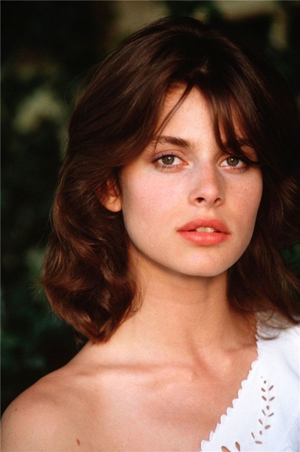 1c9e446399d692ed912fcfa0ac11102c--nastassja-kinski-beautiful-actresses.jpg