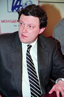 220px-Ba-yavlinsky-g-a-1999-june.jpg