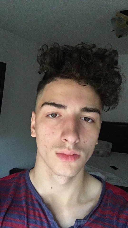 47366354_363670704393745_378413028531503104_n.jpg