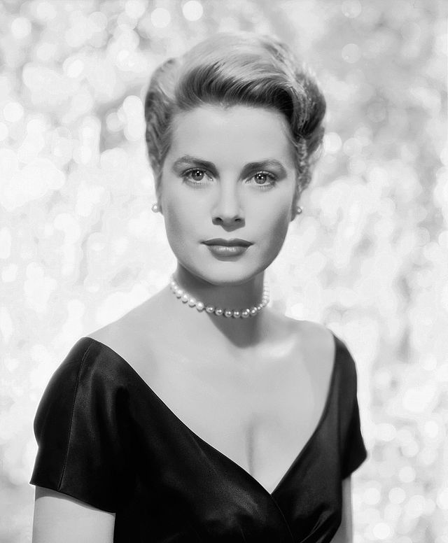 640px-Grace_Kelly_1955.jpg