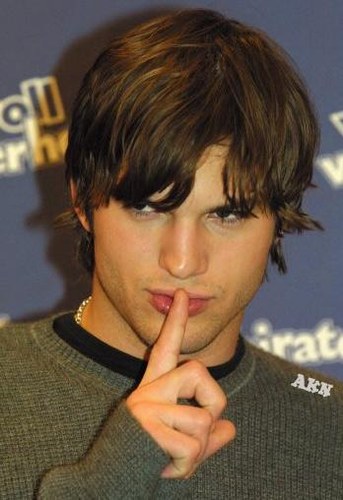 87639_SLOPT75QOY5BPX86TH8H5725YHJ6QT_z_ashton_kutcher573419251105_H203835_L.jpg