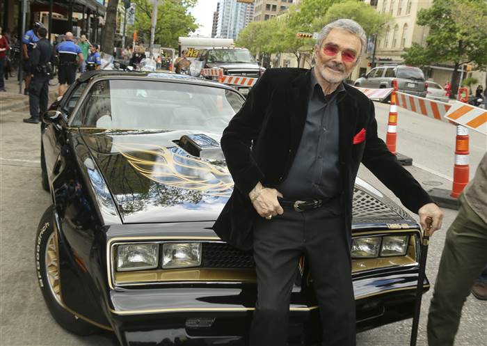 burt-reynolds-today-inline-160406_7b4d8f2b1d1854fbe500d8b5e653fe94.today-inline-large.jpg