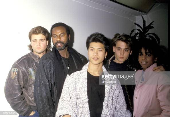 eter-deluise-steven-williams-dustin-nguyen-johnny-depp-and-holly-at-picture-id75502228?s=594x594.jpg