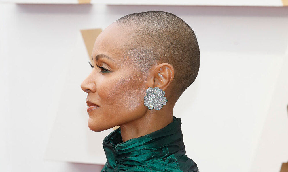 jada-pinkett-smith-bald-t.jpg