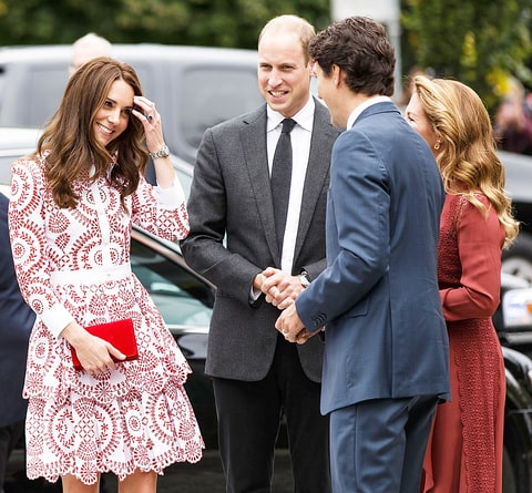 kate-middleton-blushing-288ff0f3-d80d-4b55-a891-33bddd973faf.jpg