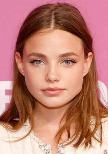 kristine-froseth-v0-j2gw2w9hqdsa1.jpg