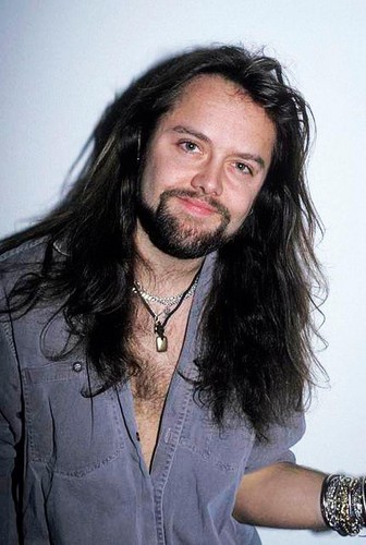 Lars-lars-ulrich-32483679-336-500.jpg