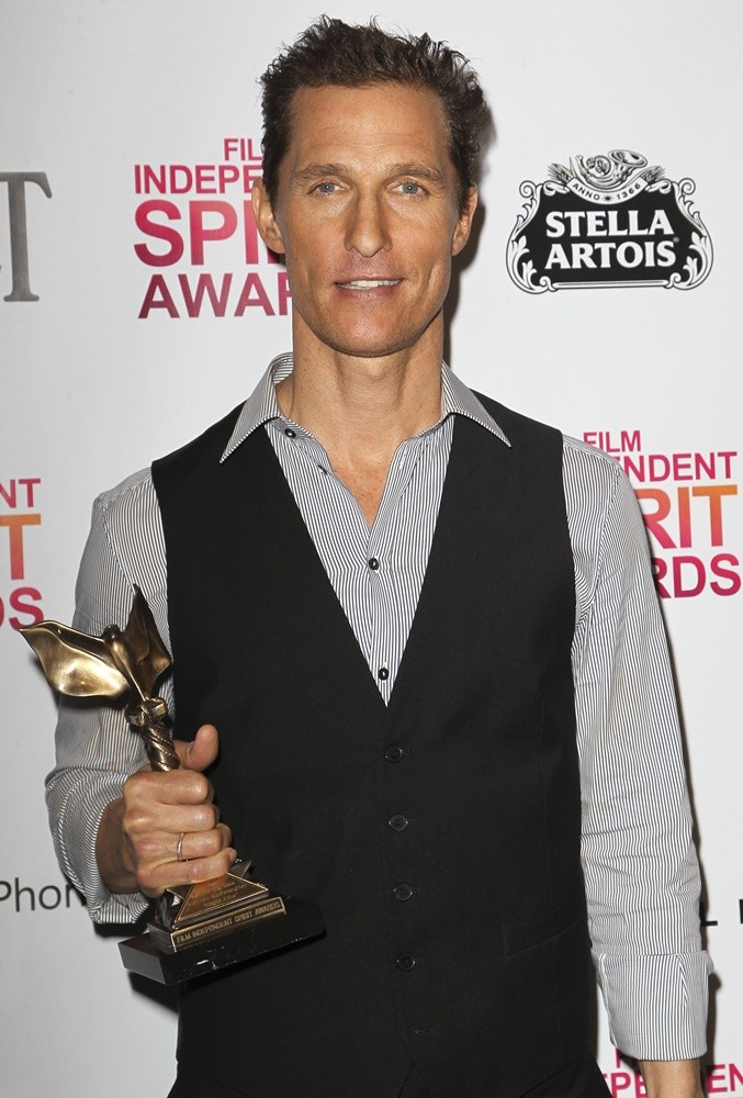 matthew-mcconaughey-2013-film-independent-spirit-awards-press-room-03.jpg