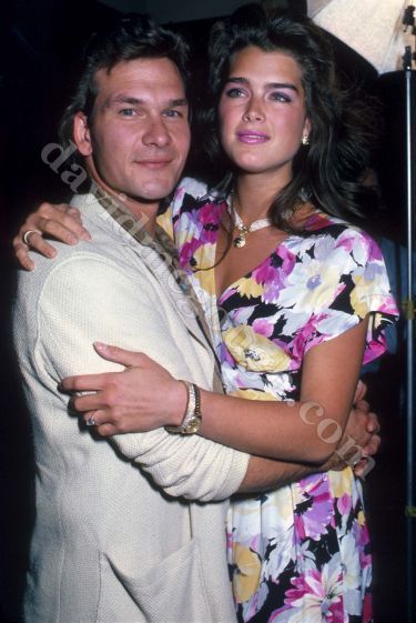 Patrick Swayze, Brooke Shields 1986.jpg