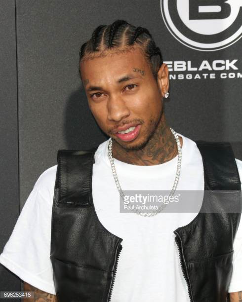 per-tyga-attends-the-premiere-of-lionsgates-all-eyez-on-me-on-june-picture-id696253416?s=612x612.jpg