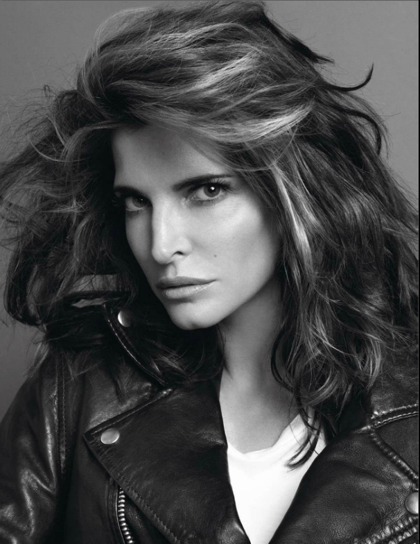 vogue-paris-november-2012-reine-de-beaute-stephanie-seymour-3.png