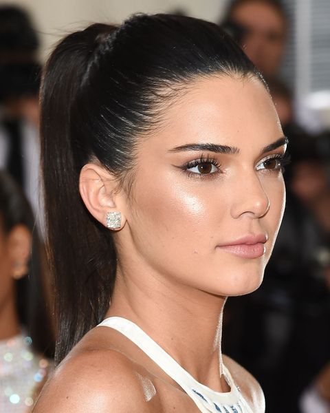 ytailhairstyle.jpg?crop=0.850xw:0.850xh;0.0646xw,0.jpg
