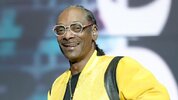 snoop-dogg-defers-songwriters-hall-of-fame-induction-due-to-personal-reasons-1200x675.jpg