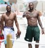 LeBron-James-Dwyane-Wade-beach-2.jpg