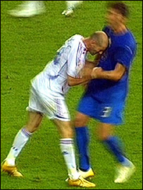_41867320_zidane_materazzi203x270.jpg