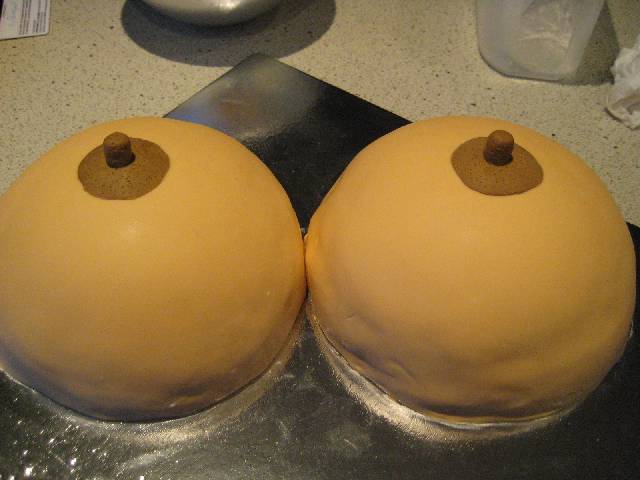 boob-cake-4.jpg