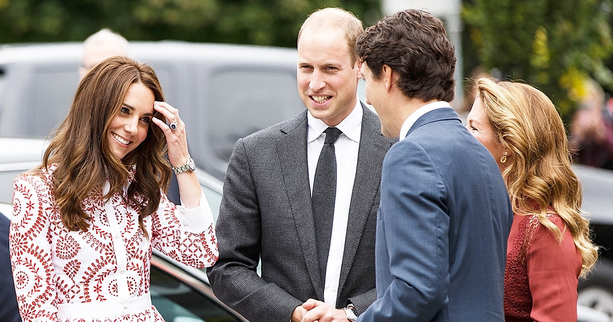 kate-middleton-blushing-f1ccb208-c4ce-46cc-8bce-45b7dca9d7f2.jpg