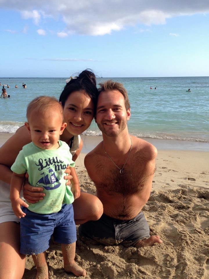 nick-vujicic-and-family.jpg