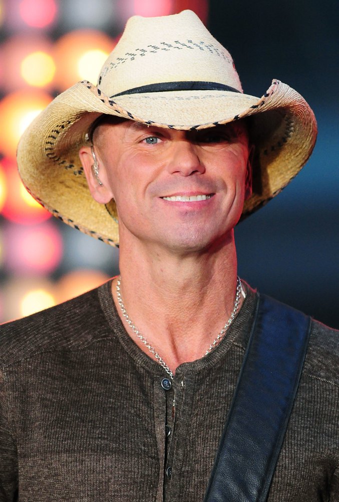 kenny-chesney-performs-live-on-today-show-03.jpg